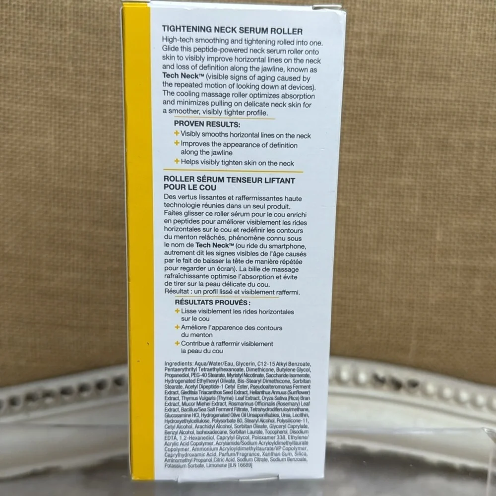 StriVectin Peptight™ Tightening Neck Serum Roller